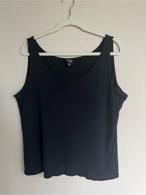 Eileen Fisher 100% Silk Black Scoop Tank Like New